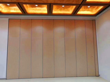 Pavimento commerciale di multi colore al bordo del MDF delle divisioni della stanza del soffitto + materiale di alluminio