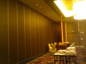 Muri divisori mobili del ristorante di alluminio della struttura, divisori scorrevoli insonorizzati di multi colore